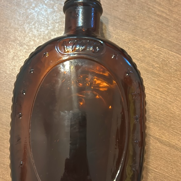Vintage Log Cabin flask syrup bottle commemorating 1776-1976. - Picture 3 of 7